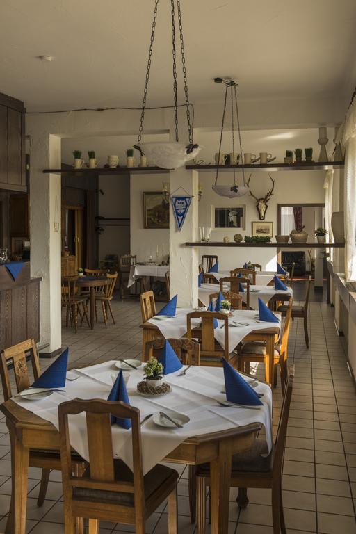 Hotel Restaurant Haesfeld Überherrn Exterior foto