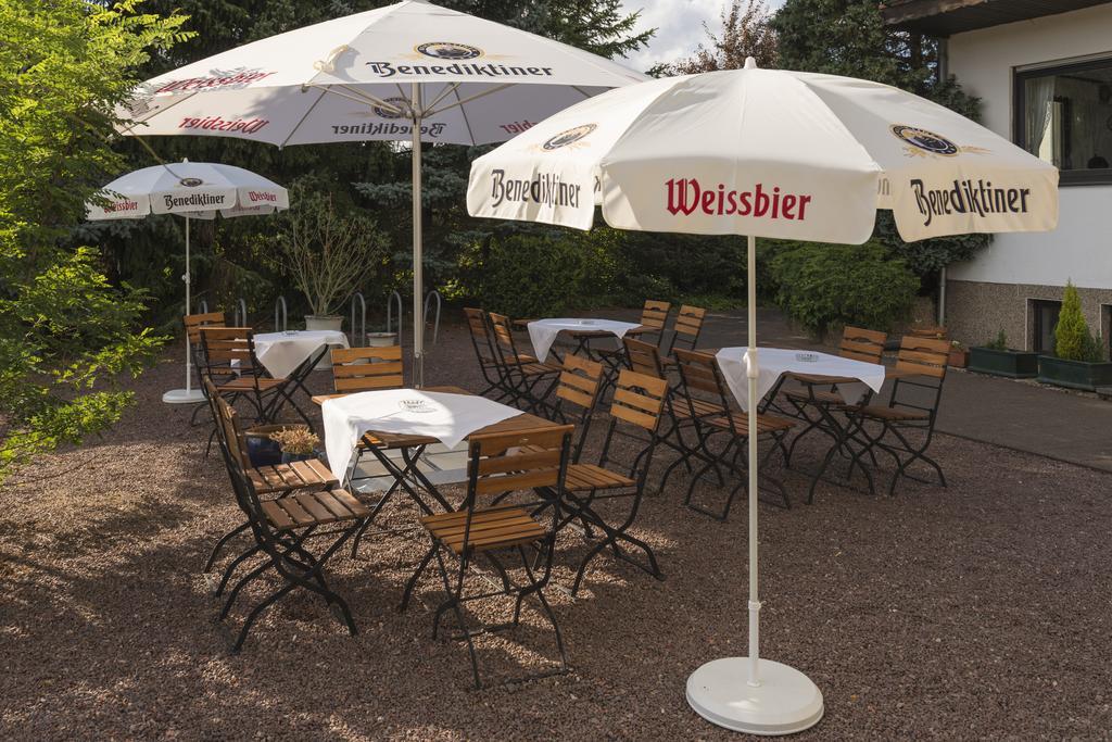 Hotel Restaurant Haesfeld Überherrn Exterior foto